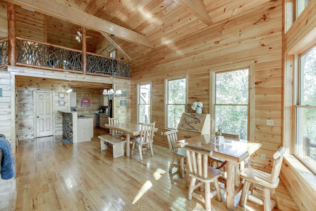 Deluxe Cabin For Groups Near Helen W Hot Tub Cornelia Dış mekan fotoğraf